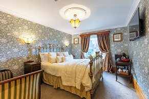 Brooklands Guest House