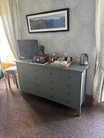 Brooklands Guest House