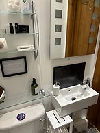 Brooklands Guest House