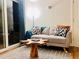 Lolite Apartment in Cambridge