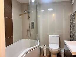 Lolite Apartment in Cambridge