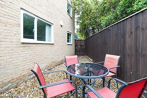 Lolite Apartment in Cambridge