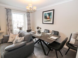 Market Square Maisonette