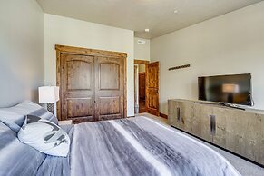 All-season Heber City Condo w/ Stunning Views!