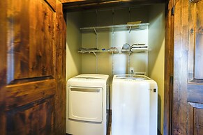 All-season Heber City Condo w/ Stunning Views!