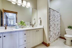 All-season Heber City Condo w/ Stunning Views!