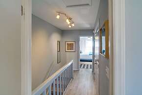 St Helena Island Vacation Rental: Walk to Beach!