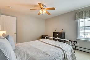 Spacious Family Home w/ Deck & Yard: 5 Mi to Stowe