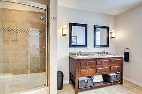 Spacious Family Home w/ Deck & Yard: 5 Mi to Stowe