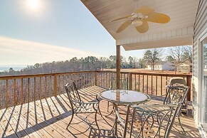 Edgemont Home w/ Deck & BBQ Grill: 2 Mi to Lake!