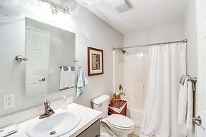 Edgemont Home w/ Deck & BBQ Grill: 2 Mi to Lake!
