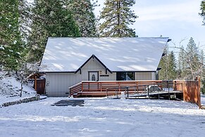 Secluded Cabin Near Calaveras Big Trees State Park