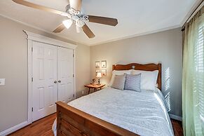 Clarksville Home w/ Porch & Fishing Pond Access!