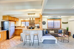 Bend Home w/ Fire Pit, 4 Mi to High Desert Museum!