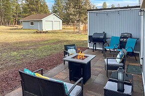 Bend Home w/ Fire Pit, 4 Mi to High Desert Museum!