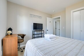 Sanford Family Home w/ Deck ~ 2 Mi to Downtown!