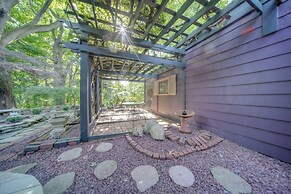 Spacious Jamestown Home Near Nat'l Comedy Center!