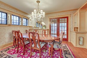Spacious Jamestown Home Near Nat'l Comedy Center!