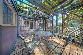 Spacious Jamestown Home Near Nat'l Comedy Center!