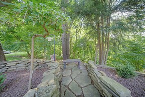 Spacious Jamestown Home Near Nat'l Comedy Center!