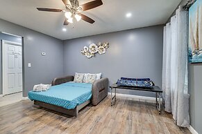 Pennsylvania Home w/ Hot Tub: 7 Mi to Kalahari!