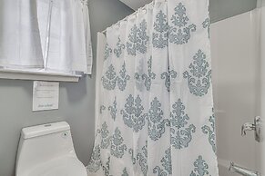 Pennsylvania Home w/ Hot Tub: 7 Mi to Kalahari!