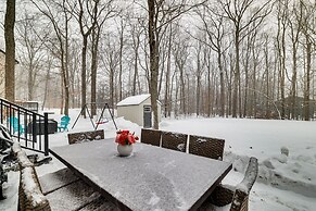 Pennsylvania Home w/ Hot Tub: 7 Mi to Kalahari!