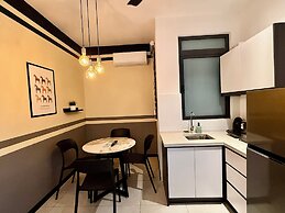 Neu Suites by Moonlight