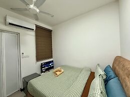 Neu Suites by Moonlight