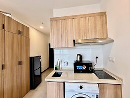 Neu Suites by Moonlight