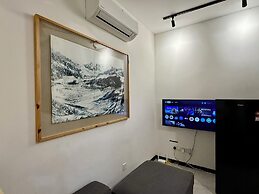 Neu Suites by Moonlight