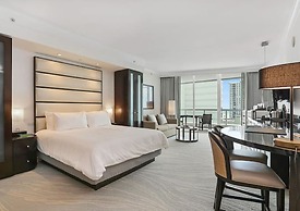 FontaineBleau Resort Ocean plus City View