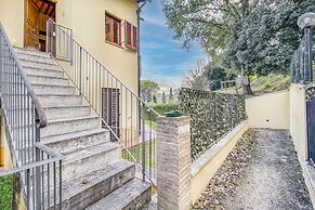 Tuscan Sun With Shared Pool