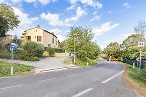 Tuscan Sun With Shared Pool