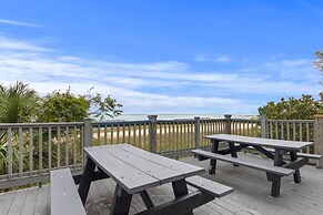 Finn's Island Retreat The Spa #3132 2 Bedroom Condo by RedAwning