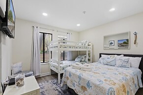 Finn's Island Retreat The Spa #3132 2 Bedroom Condo by RedAwning