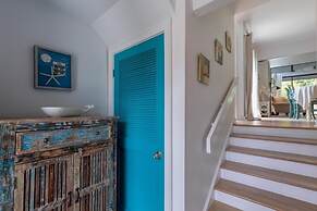 Pd Turnberry Village 2 Bedroom Condo by RedAwning