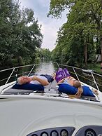 Romantic 3beds Yacht Escape on Thames
