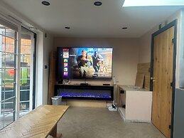 Stunning 1-bed Studio in London