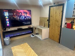 Stunning 1-bed Studio in London