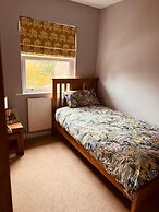 Central Beverley 4-bedroom Townhouse