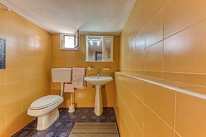 Salento Seaside Apartment With sea View and Garden