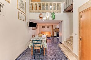 Salento Seaside Apartment With sea View and Garden