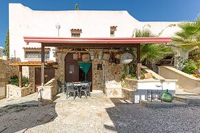 Salento Seaside Apartment With sea View and Garden