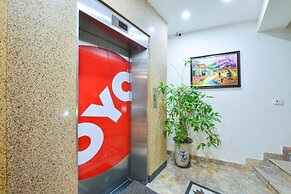 Aloha Hotel Tay Ho -by Bay Luxury