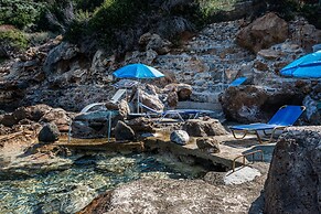 2 Annexed Apartments -private Place to Swim-large Terrace- Unlimited V