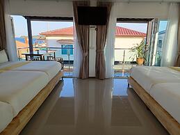 Habor House by Koh Larn Riviera