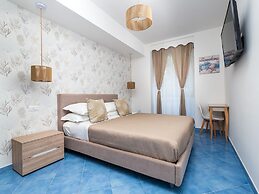 Marea Luxury Rooms