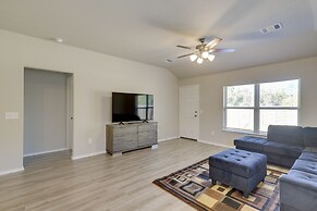 Brand New Spring Home < 1 Mi to Old Town!