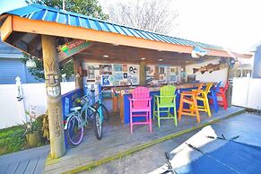 Twin Tree Road 511 3 Bedroom Home by RedAwning